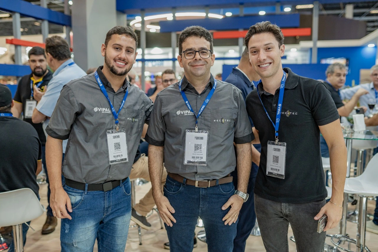 colaboradores reais da empresa Recapagem Recatec - unidade Betim/MG